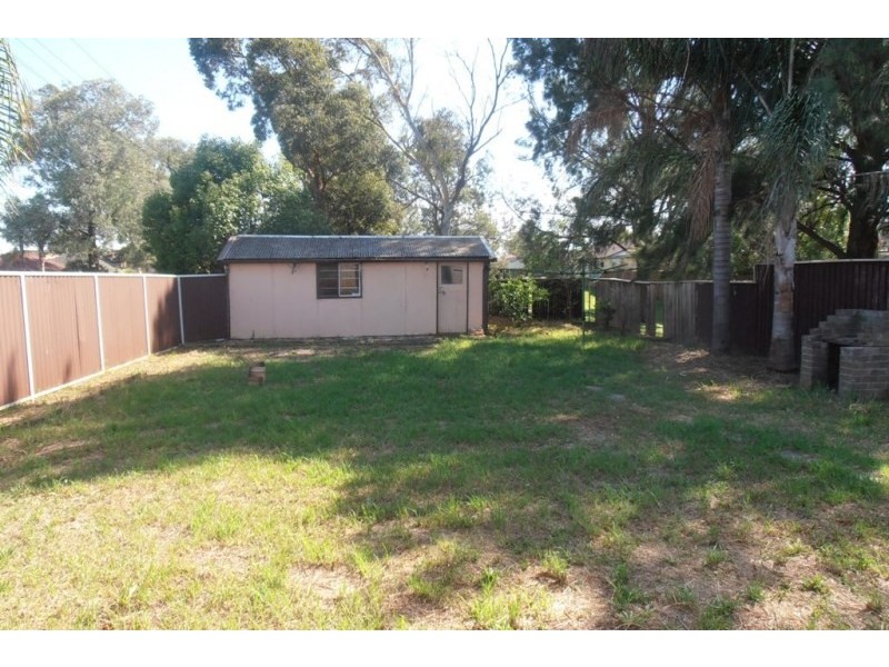 10 Stafford Street, Minto NSW 2566