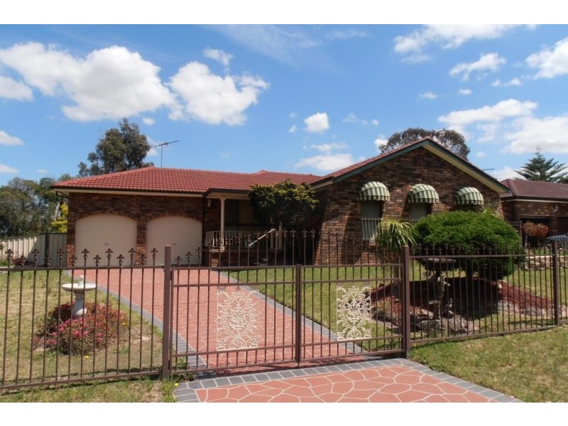 18 Radcliffe Street, Ingleburn NSW 2565