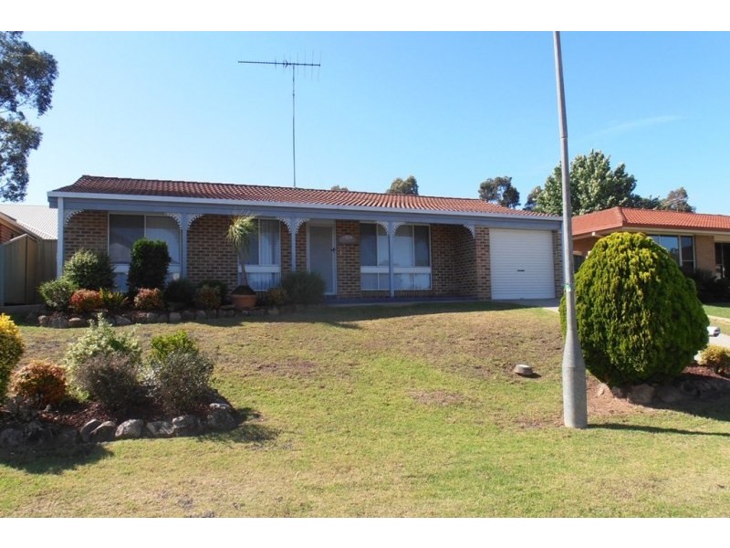 24 Vauxhall Place, Ingleburn NSW 2565
