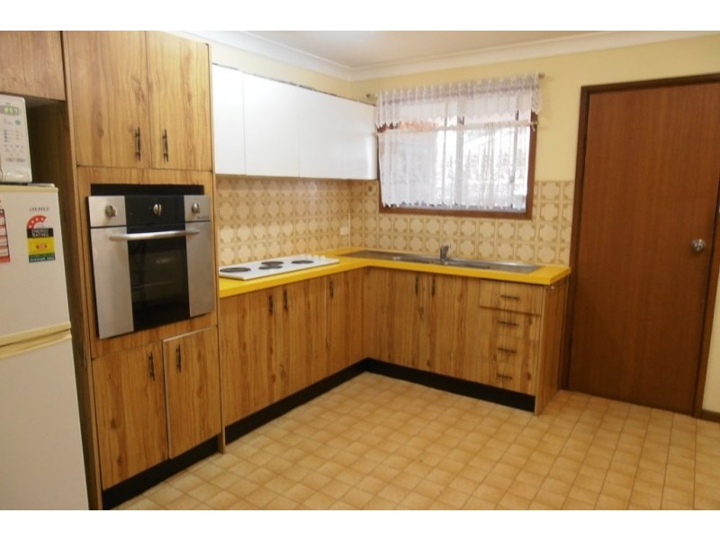 8/108 Oxford Road, Ingleburn NSW 2565