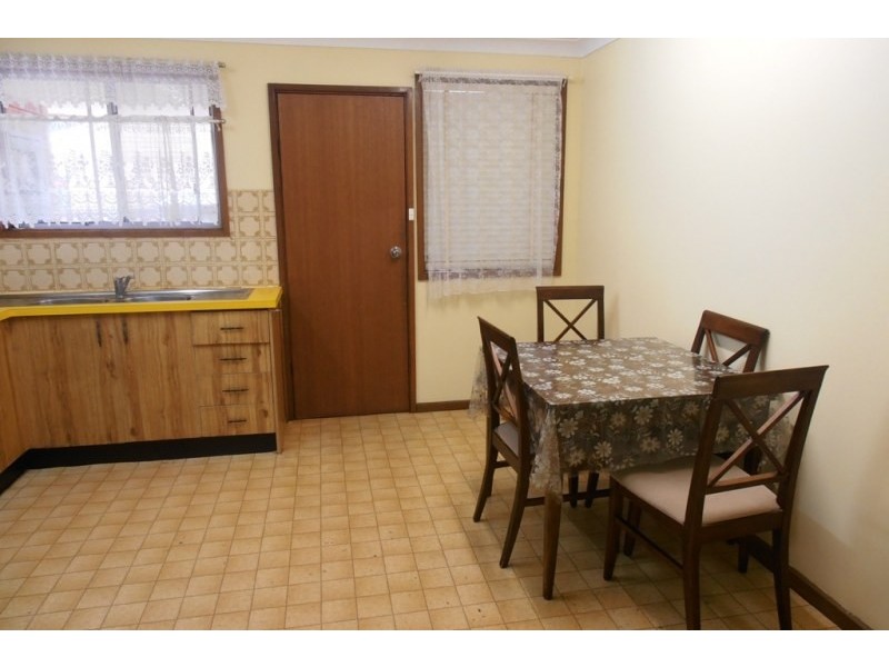 8/108 Oxford Road, Ingleburn NSW 2565