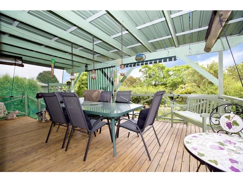 33 Canterbury Road, Glenfield NSW 2167