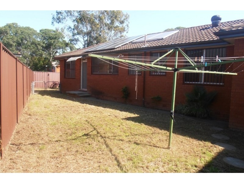2 Argyle Place, Macquarie Fields NSW 2564
