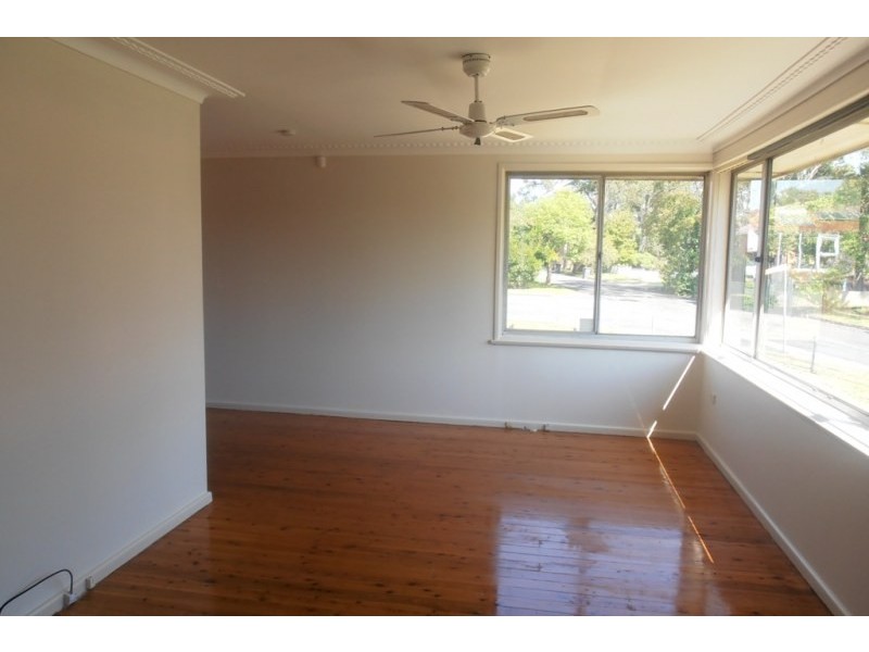 2 Argyle Place, Macquarie Fields NSW 2564
