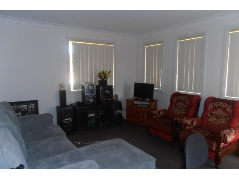 1/13-15 Atchison Road, Macquarie Fields NSW 2564