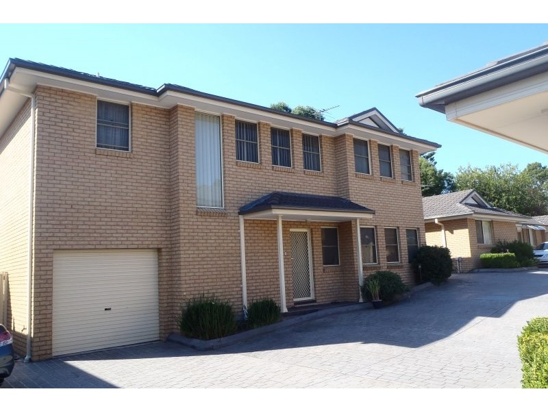 Macquarie Fields NSW 2564