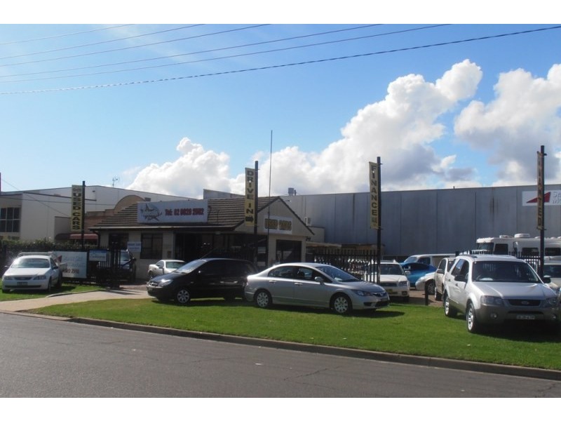 5 Lincoln Street, Minto NSW 2566