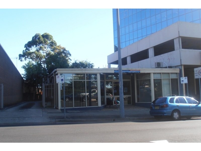 1 Cordeaux Street, Campbelltown NSW 2560