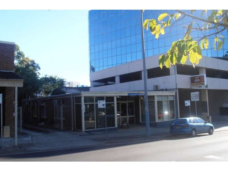 1 Cordeaux Street, Campbelltown NSW 2560