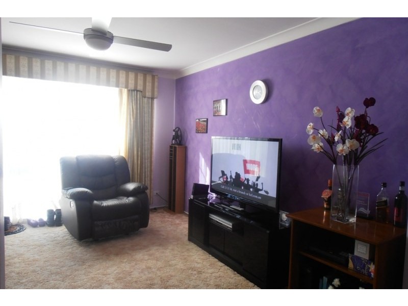 10/4 Jacquinot Place, Glenfield NSW 2167