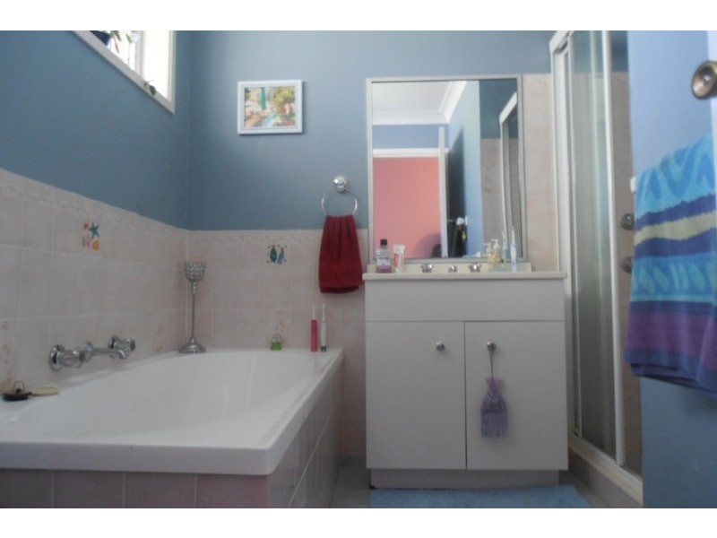 10/4 Jacquinot Place, Glenfield NSW 2167
