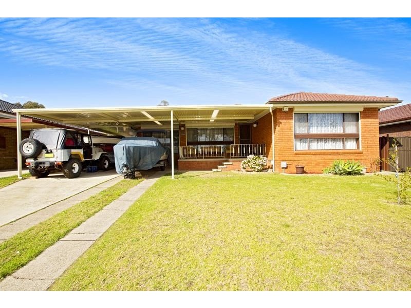 3 Warbler Avenue, Ingleburn NSW 2565