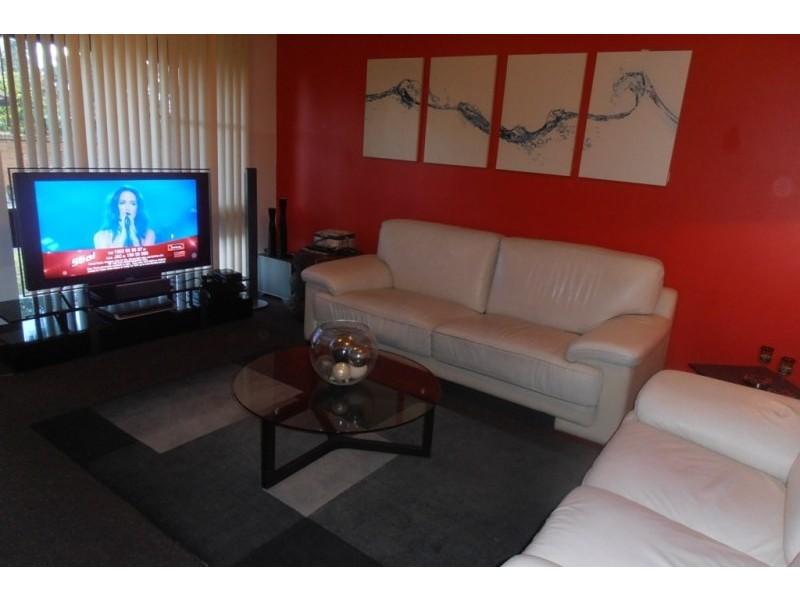 6/132 Cumberland Road, Ingleburn NSW 2565