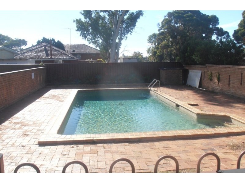 6/132 Cumberland Road, Ingleburn NSW 2565