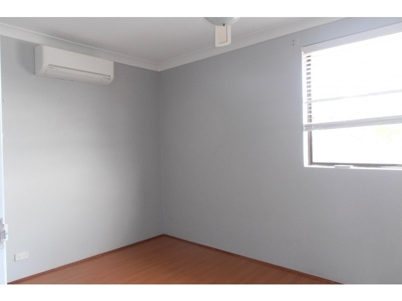 Macquarie Fields NSW 2564