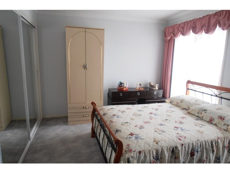 15A Durham Street, Minto NSW 2566