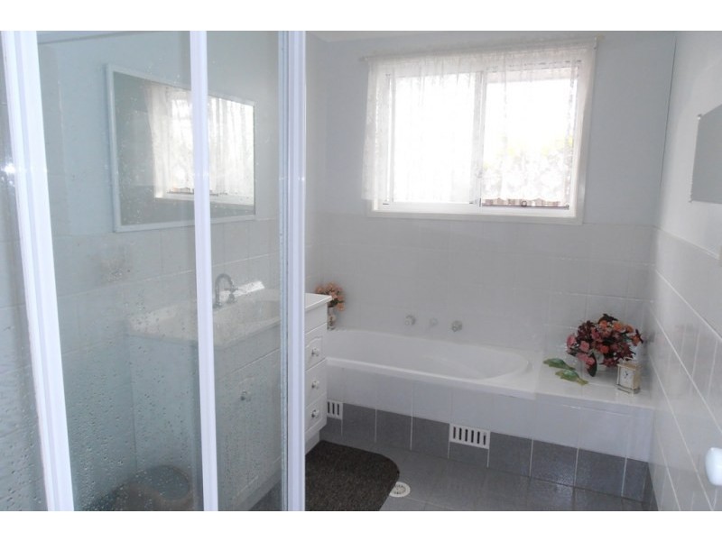 15A Durham Street, Minto NSW 2566