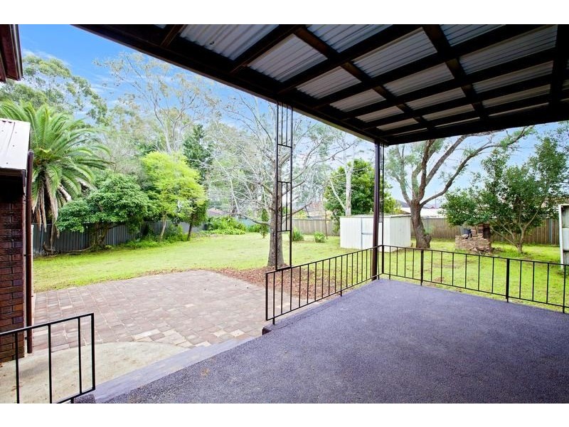 14 English Street, Glenfield NSW 2167