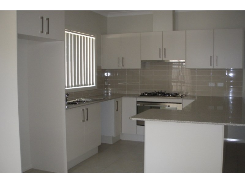 1/57 Edgar Street, Macquarie Fields NSW 2564