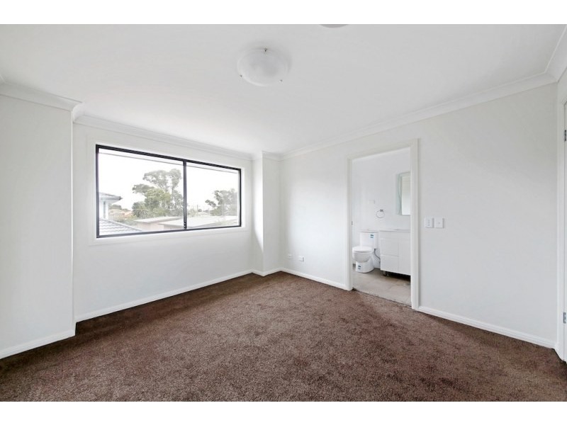 8/2 Jaclyn Street, Ingleburn NSW 2565