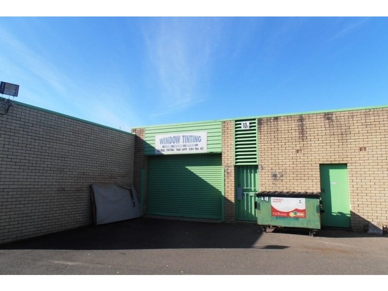 10b/4 Louise Avenue, Ingleburn NSW 2565