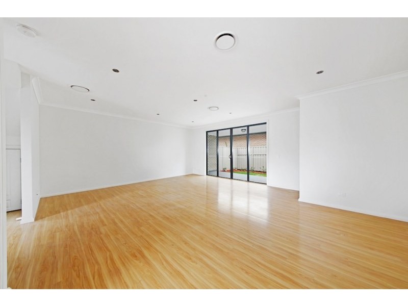 2 or 4/2 Jaclyn Street, Ingleburn NSW 2565