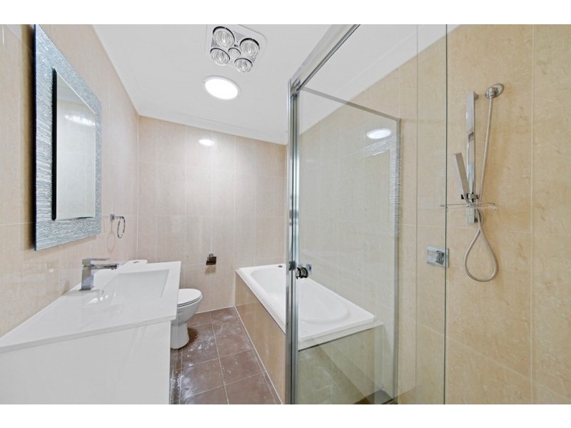 2 or 4/2 Jaclyn Street, Ingleburn NSW 2565