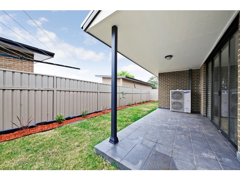 2 or 4/2 Jaclyn Street, Ingleburn NSW 2565