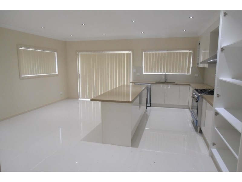 3 & 4/53 Chester Road, Ingleburn NSW 2565