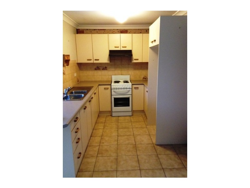 2/6 Saltpetre Close, Eagle Vale NSW 2558