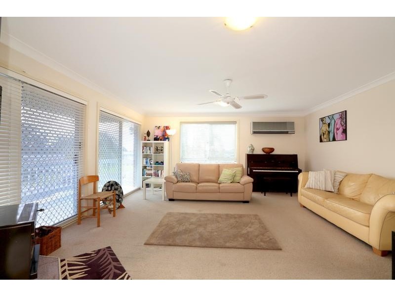 14 Peugeot Drive, Ingleburn NSW 2565