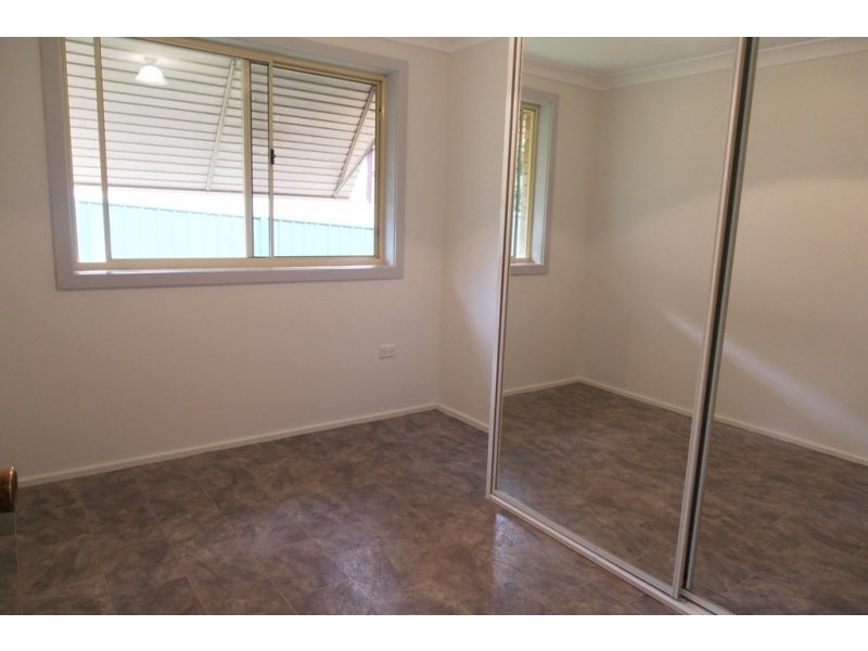 6 Sandra Place, Ingleburn NSW 2565