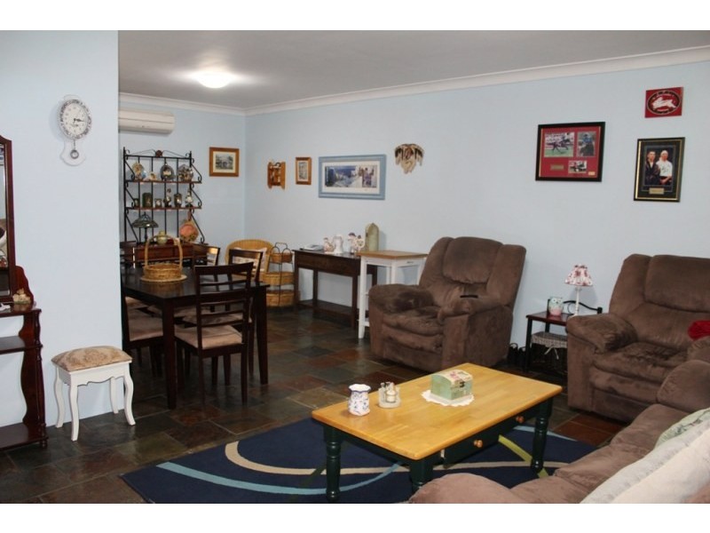 7/9-13 Surrey Street, Minto NSW 2566
