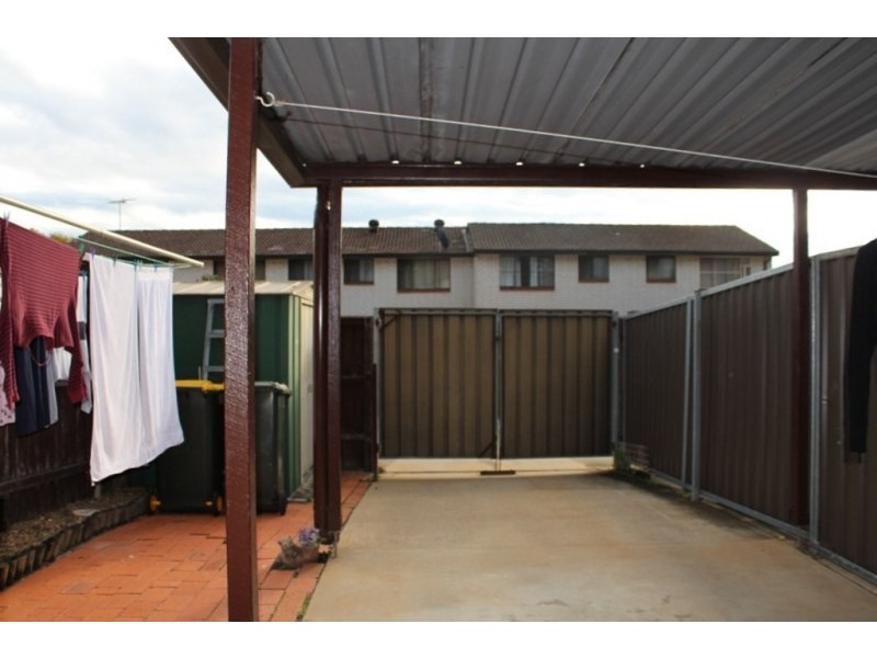 7/9-13 Surrey Street, Minto NSW 2566