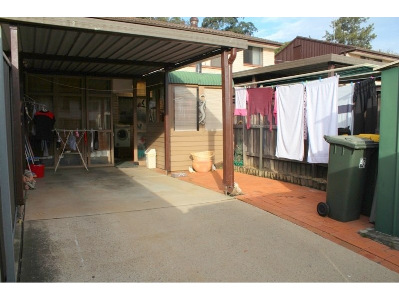 7/9-13 Surrey Street, Minto NSW 2566