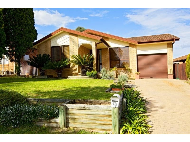 9 Maserati Drive, Ingleburn NSW 2565