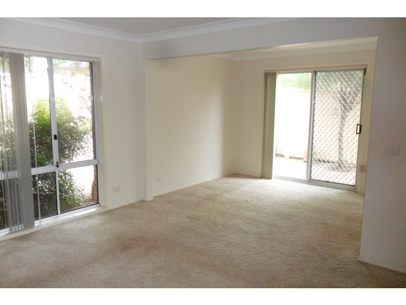 2/168 Cumberland Road, Ingleburn NSW 2565