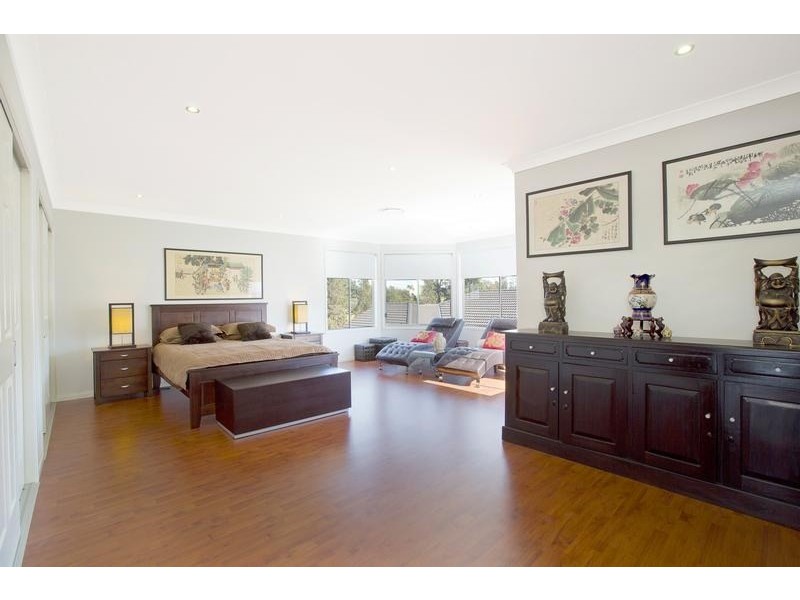 18 Hindostan Road, Glenfield NSW 2167