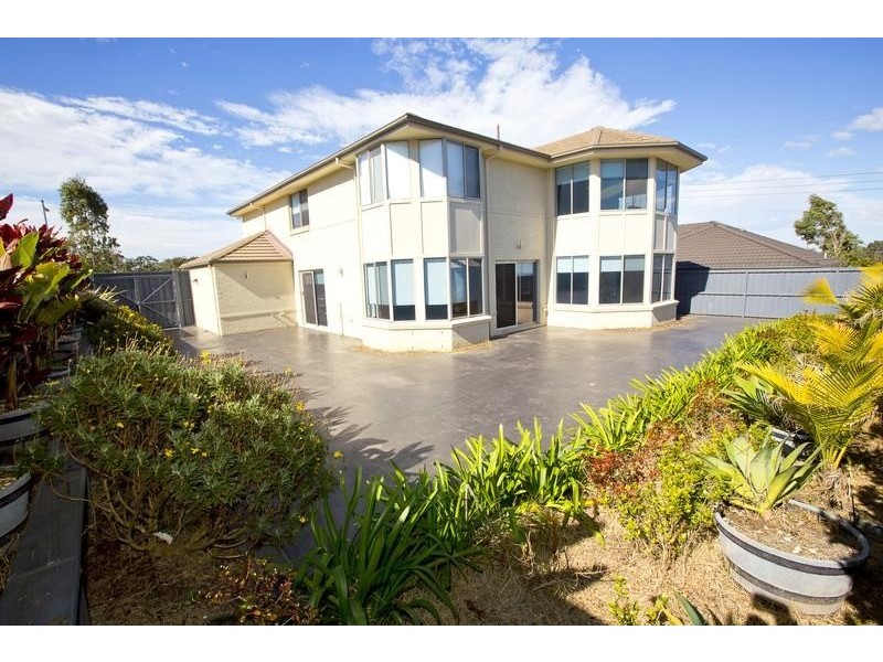 18 Hindostan Road, Glenfield NSW 2167