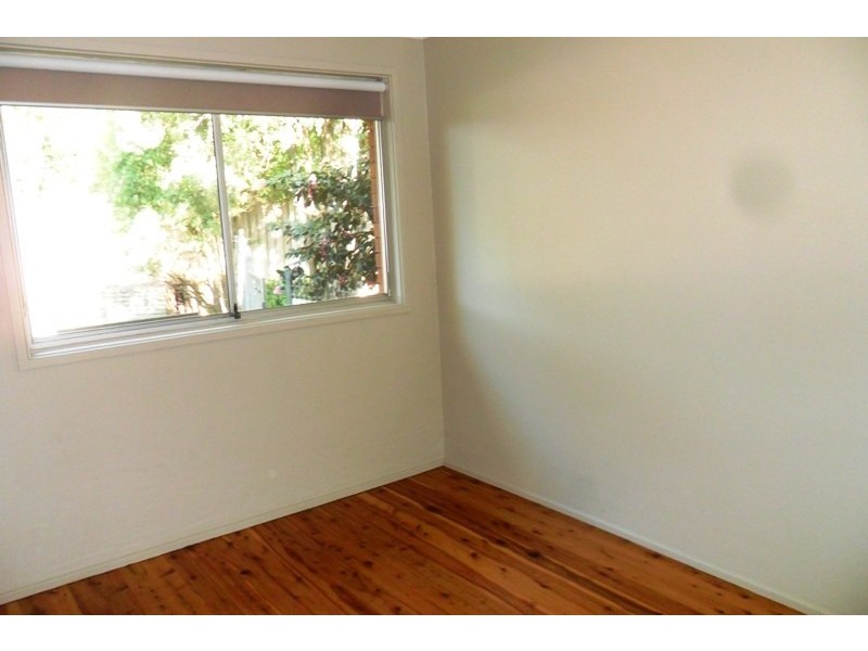 13 Salamaua Place, Glenfield NSW 2167