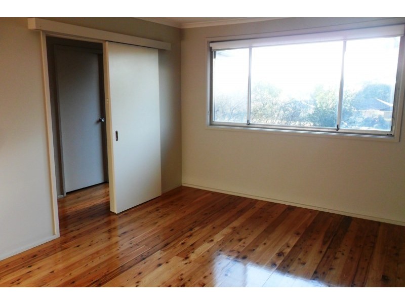 13 Salamaua Place, Glenfield NSW 2167