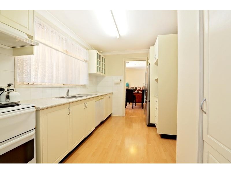 3 Wheeler Place, Minto NSW 2566