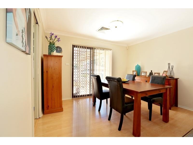 3 Wheeler Place, Minto NSW 2566