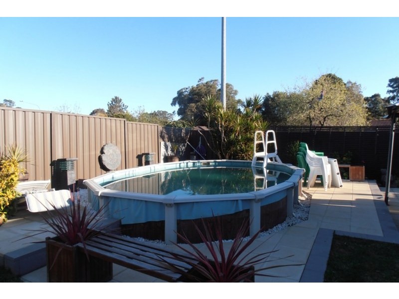 1 Warbler Avenue, Ingleburn NSW 2565