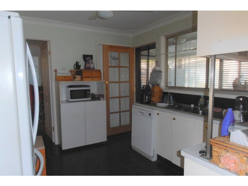 1 Warbler Avenue, Ingleburn NSW 2565