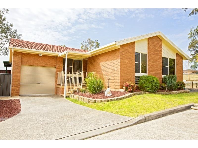 8/6 Allard Place, Ingleburn NSW 2565