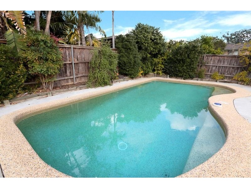 14 Peugeot Drive, Ingleburn NSW 2565
