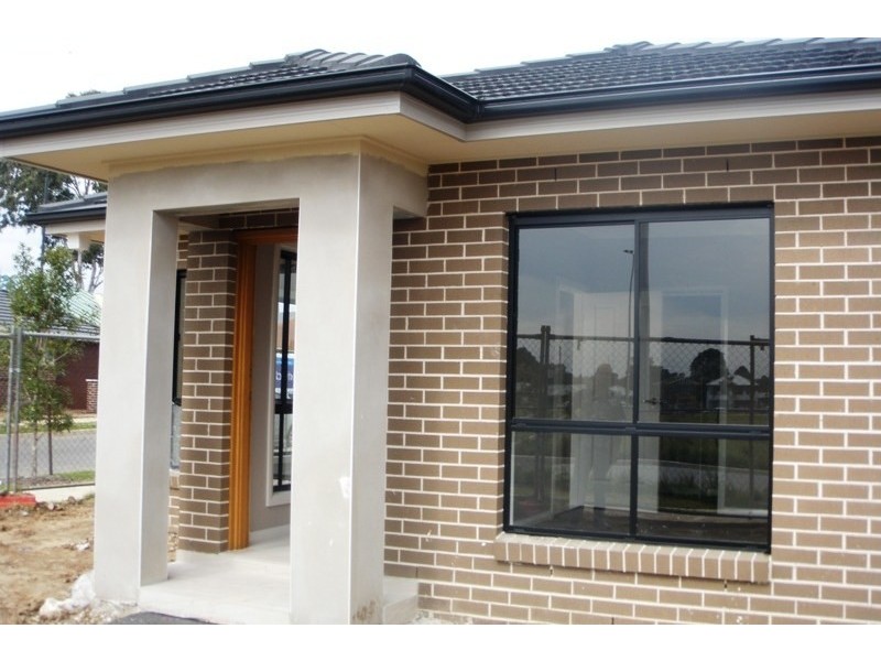 37 Grampian Avenue, Minto NSW 2566