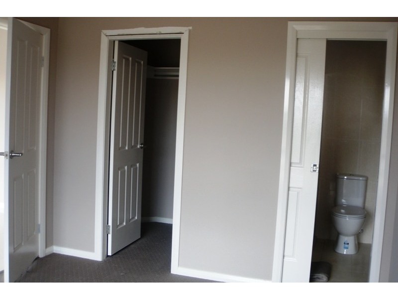 37 Grampian Avenue, Minto NSW 2566