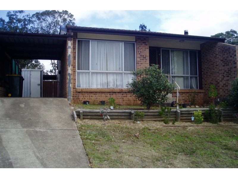 9 Robin Place, Ingleburn NSW 2565